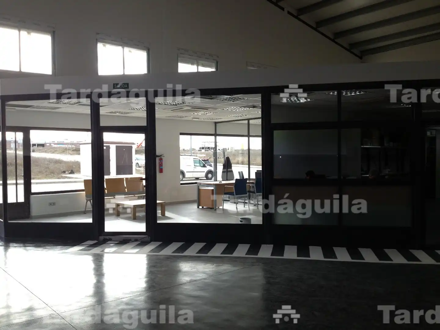 Industrial building for sale in Villares de la Reina, imagen 5