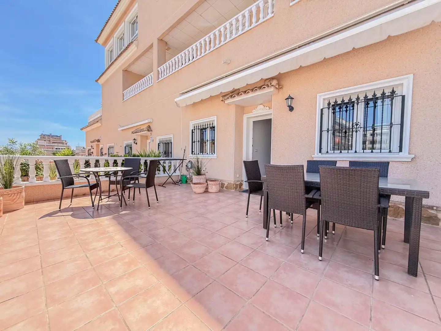 Terrassa de Apartament en venda en Orihuela amb Aire condicionat, Jardí privat i Terrassa