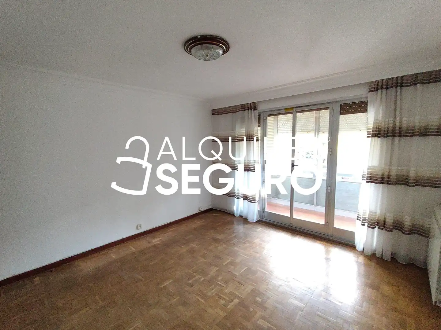 Habitación de Piso de alquiler en Fuencarral - El Pardo