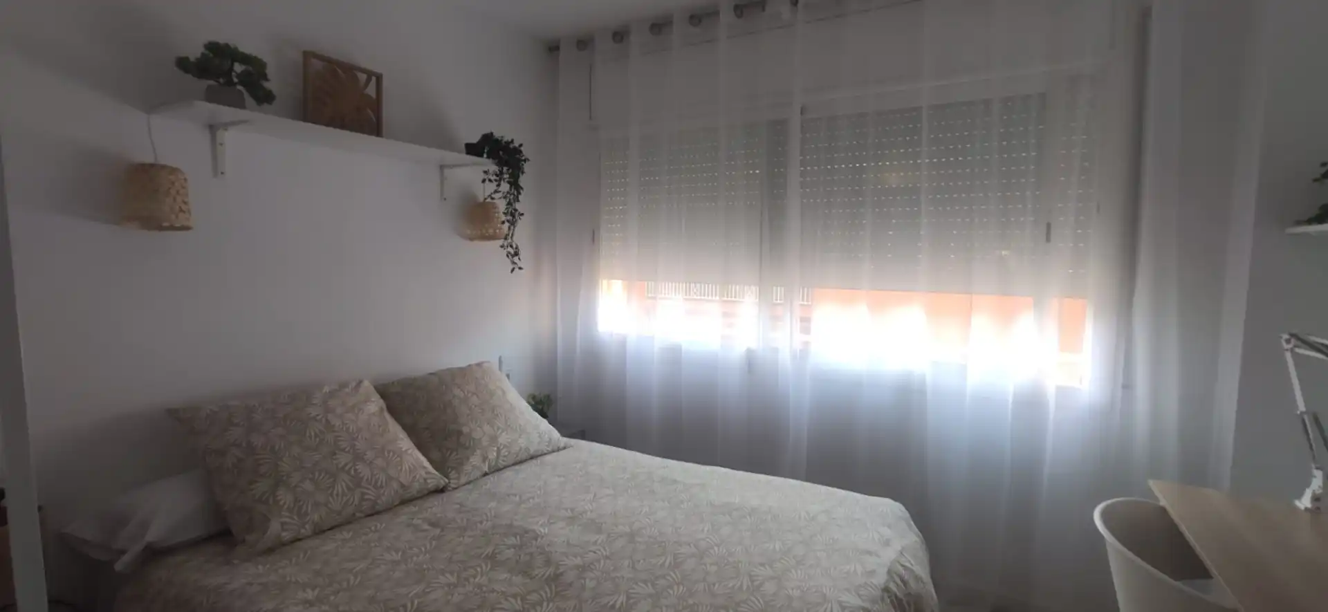 Bedroom of Flat for rent in Girona  with Heating, Furnished and Oven