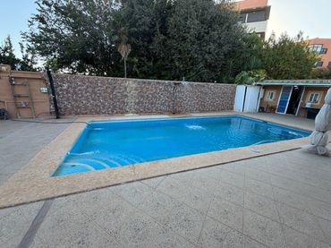 Maison mitoyenne avec piscine à vendre à Cerros de Montequinto