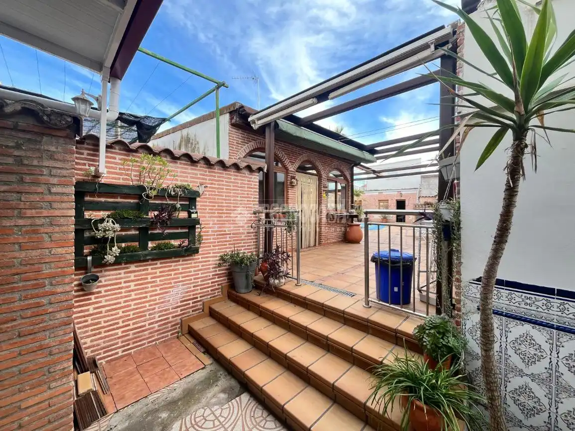 Terraza de Casa adosada en venta en Las Herencias con Calefacción, Piscina y Amueblado