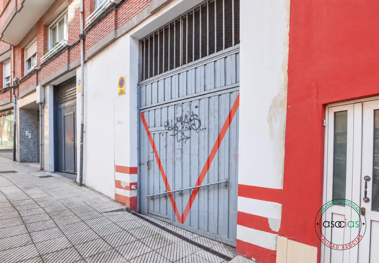 Exterior view of Garage for sale in Centro - Casco Histórico