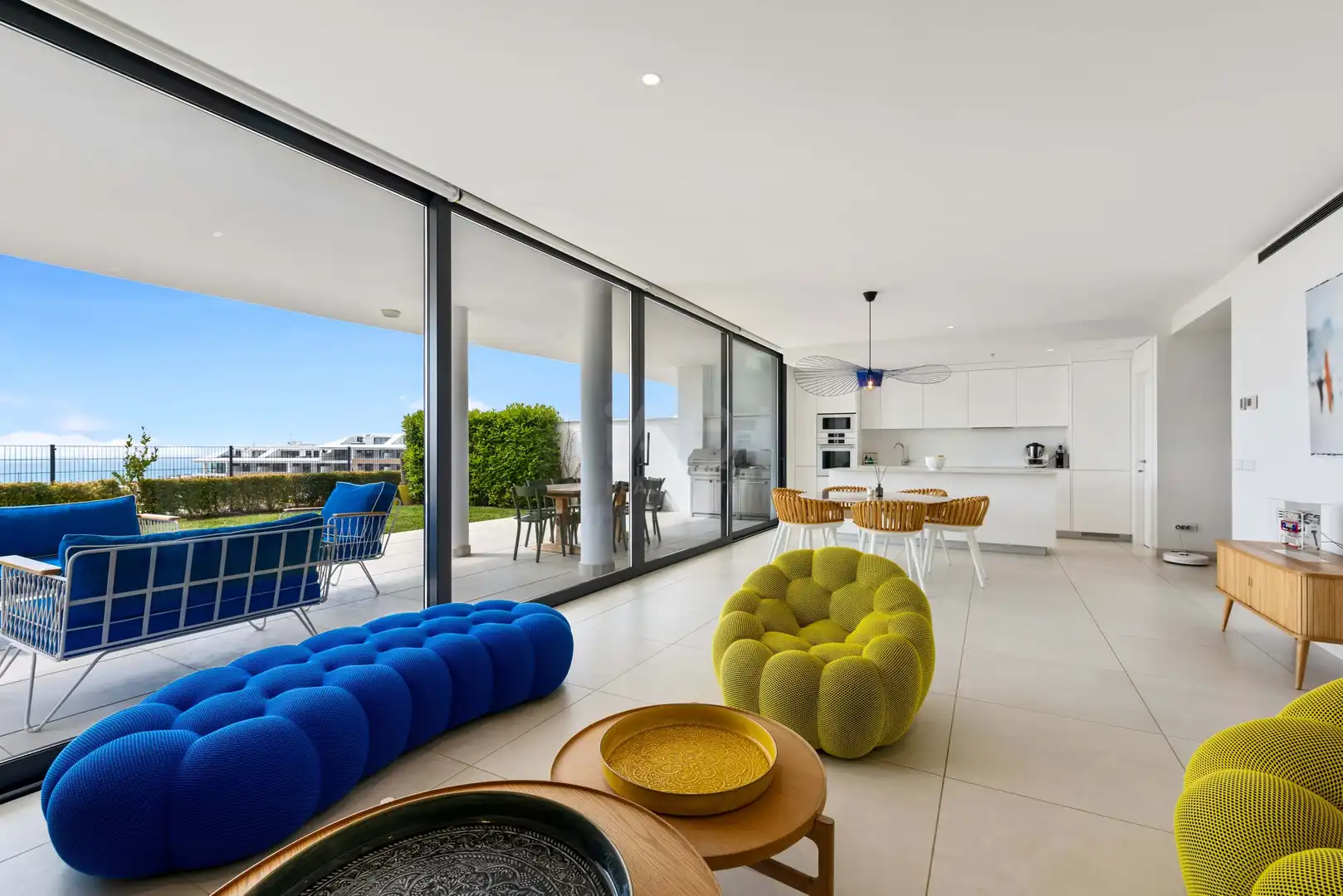 Sala de estar de Piso de alquiler en Fuengirola con Aire acondicionado, Calefacción y Terraza