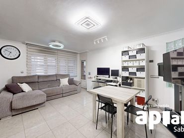 Appartamento con balcone in vendita a Centre - Eixample – Can Llobet