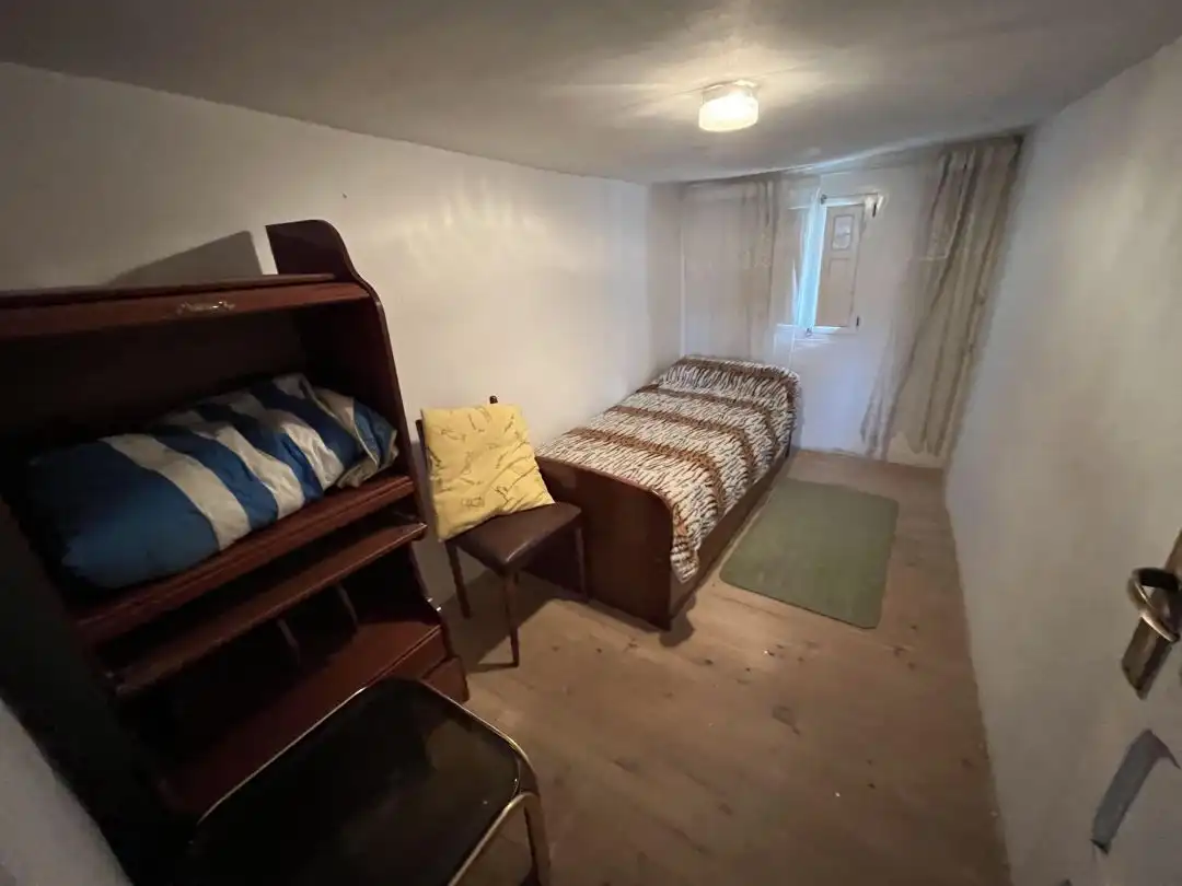 Habitación de Casa o chalet en venta en Valle de Manzanedo con Jardín privado