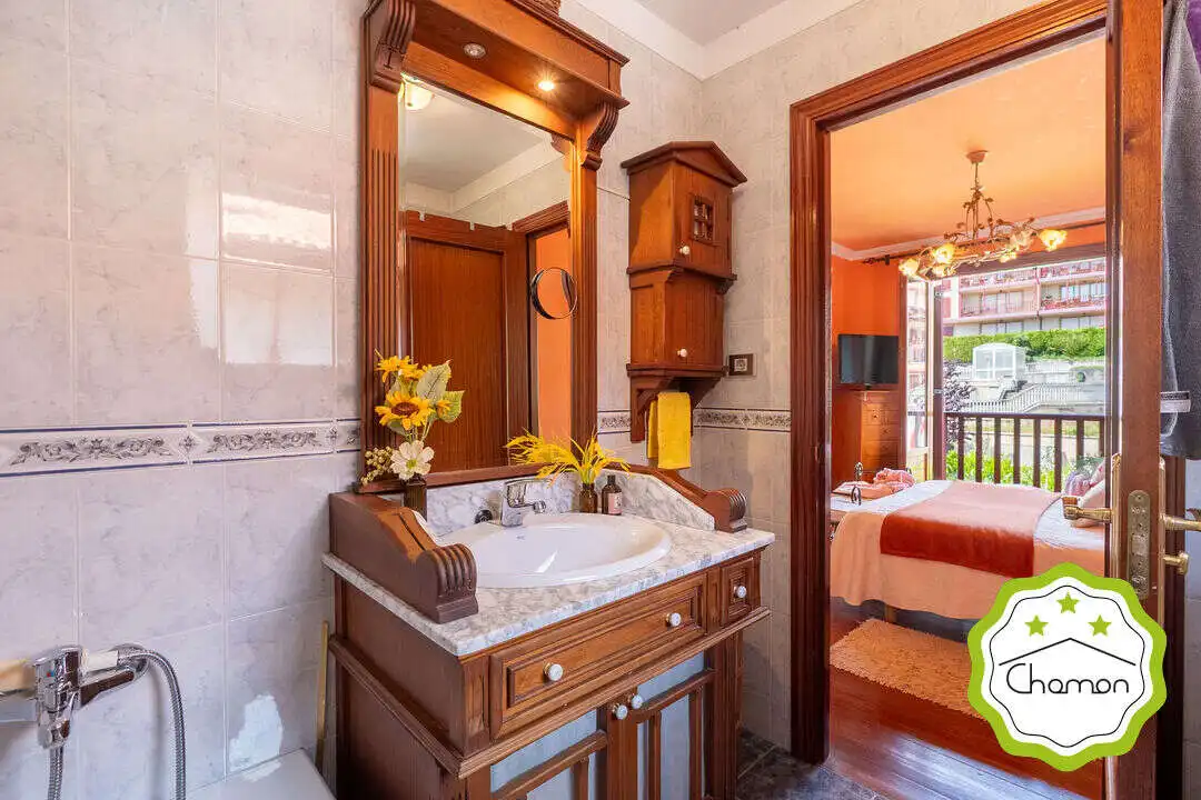 Baño de Casa o chalet en venta en Arrigorriaga con Jardín privado