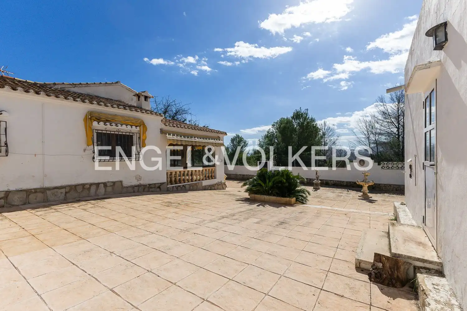 Terraza de Casa o chalet en venta en Dénia con Calefacción, Jardín privado y Parquet