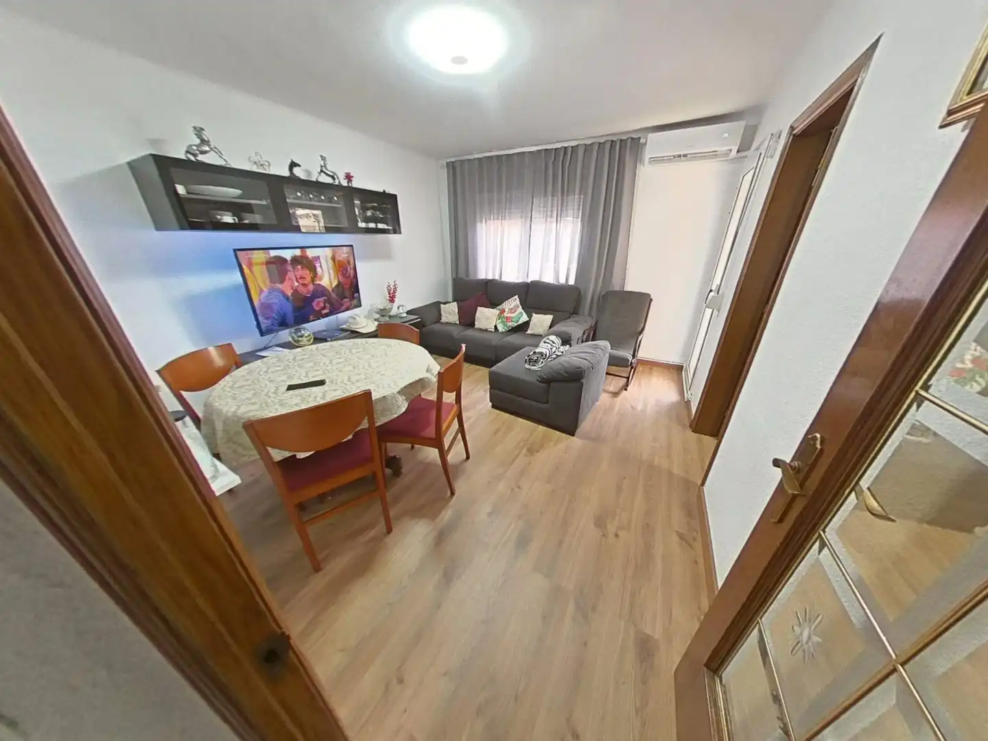 Sala d'estar de Pis en venda en Mollet del Vallès amb Aire condicionat, Calefacció i Moblat