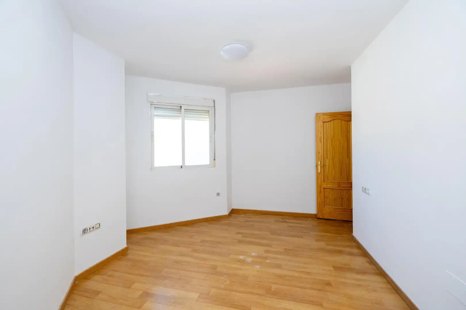 Bedroom of Flat for sale in Atarfe