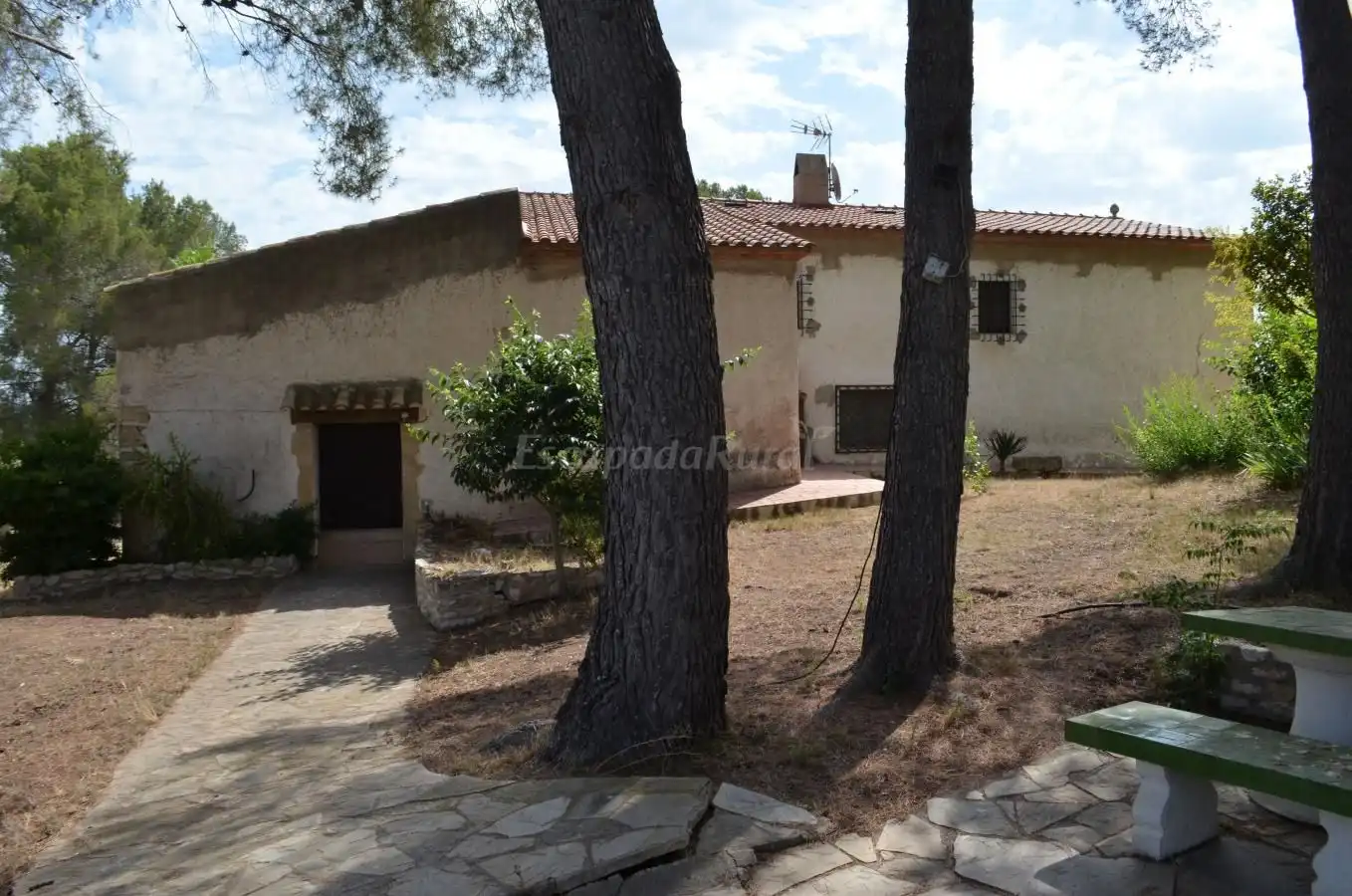 Vista exterior de Finca rústica en venta en El Catllar  con Calefacción, Jardín privado y Terraza