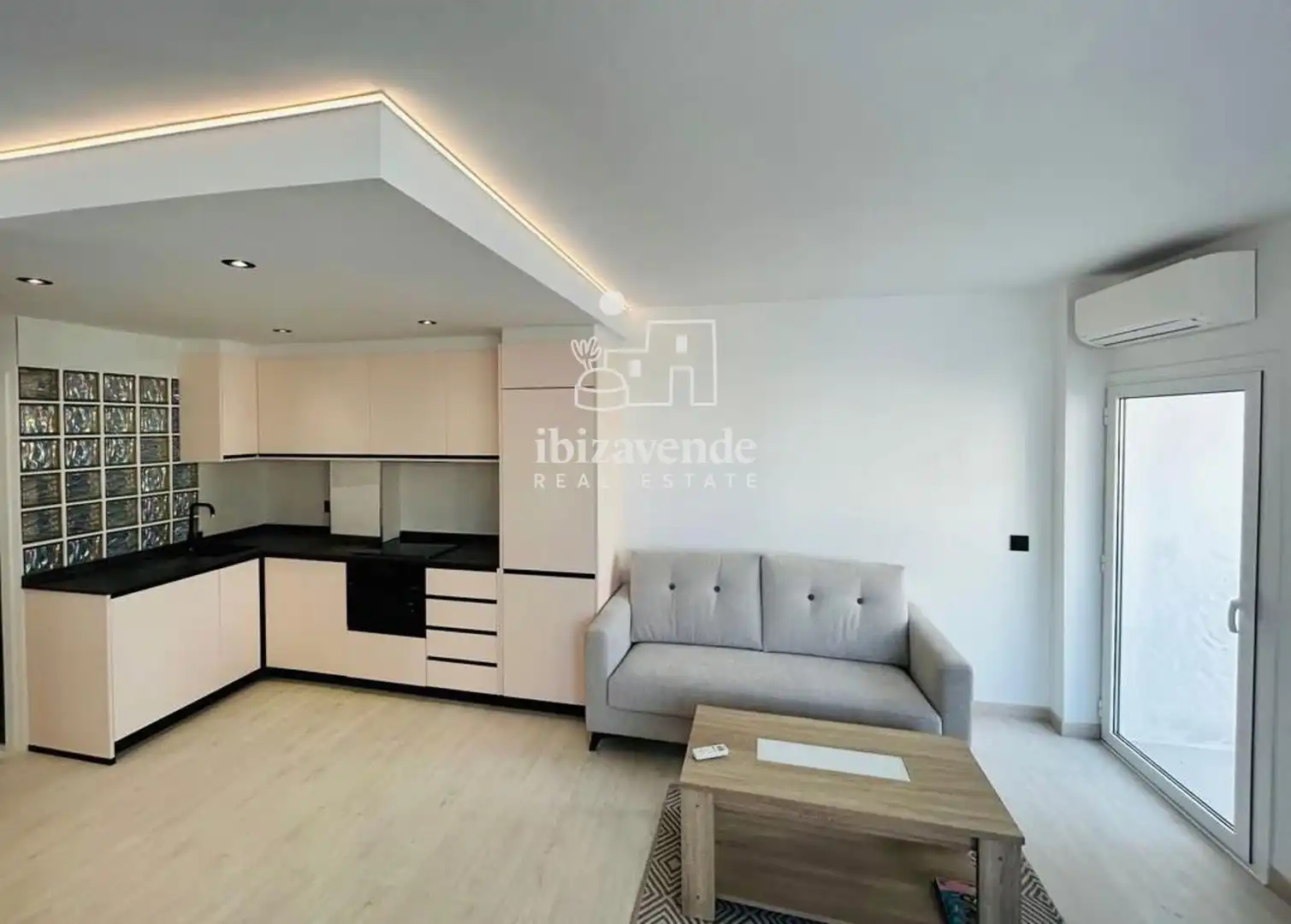 Flat to rent in de Cervantes, imagen 2