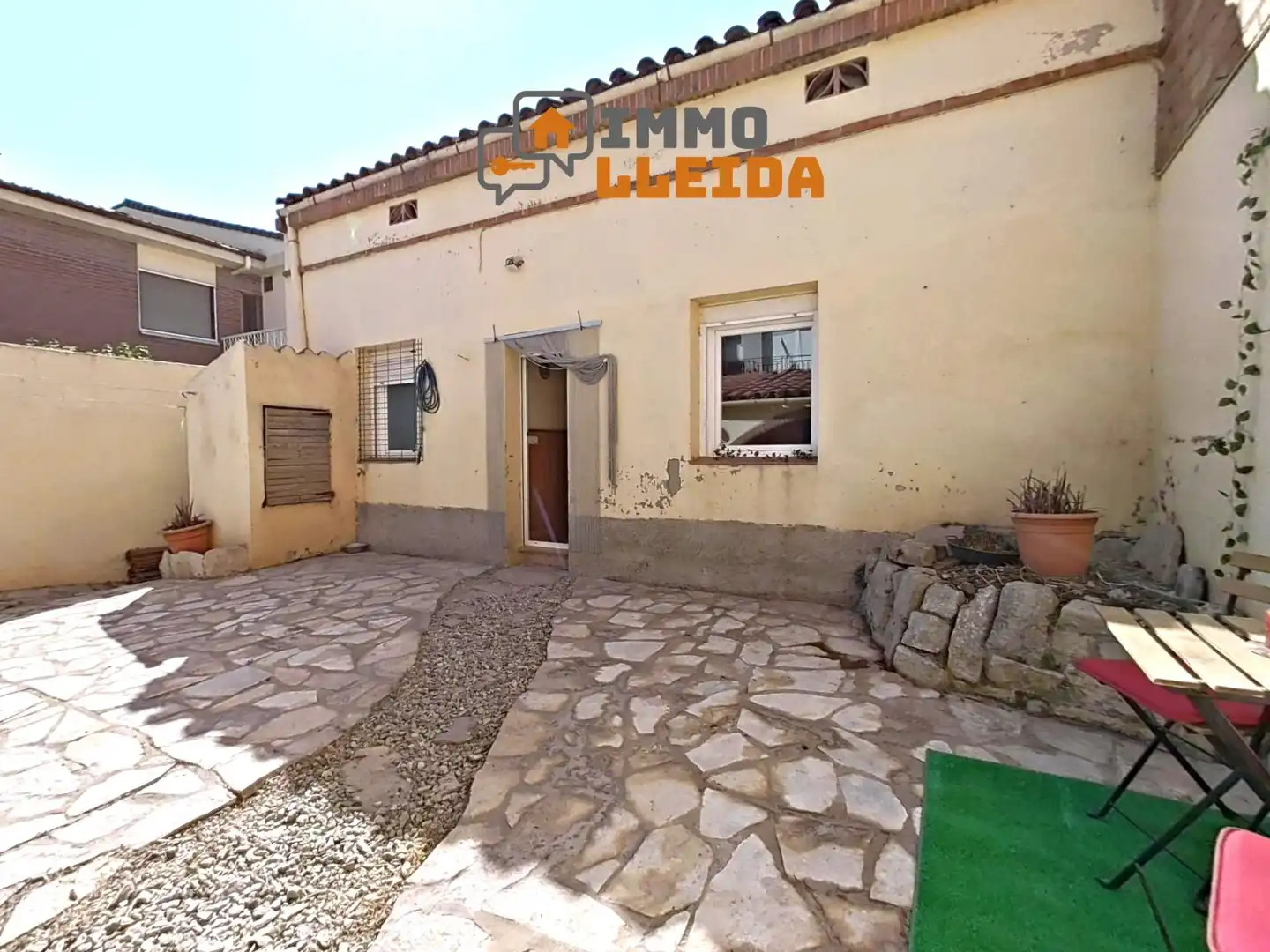 Vista exterior de Casa o chalet en venta en Calaf con Calefacción