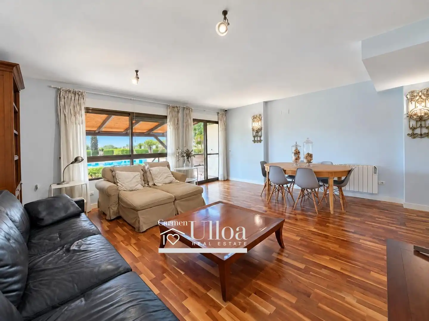 Sala de estar de Casa o chalet en venta en Alicante / Alacant con Aire acondicionado, Calefacción y Jardín privado