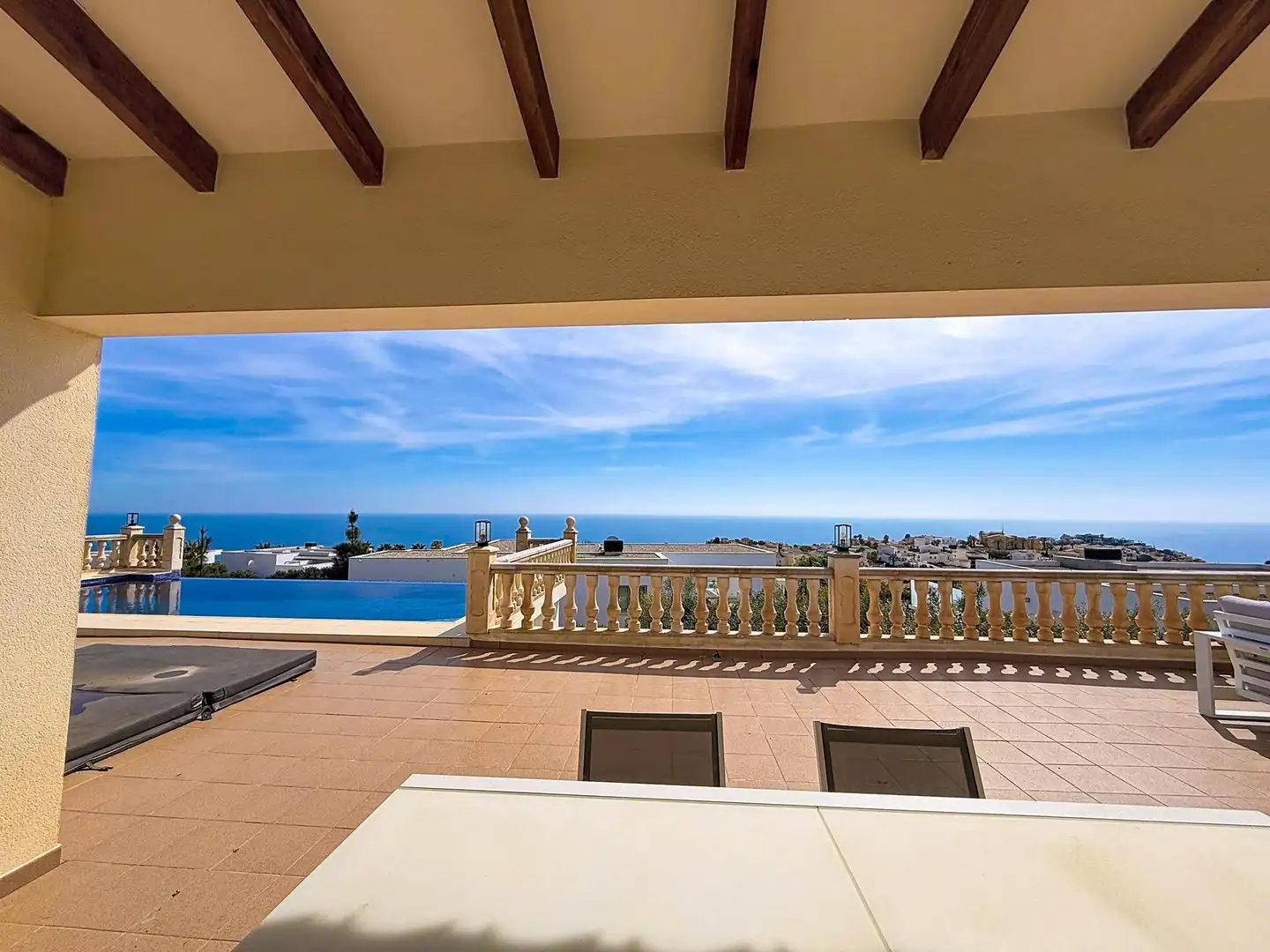 Chalet con piscina en venta en Cumbre del Sol, imagen 17