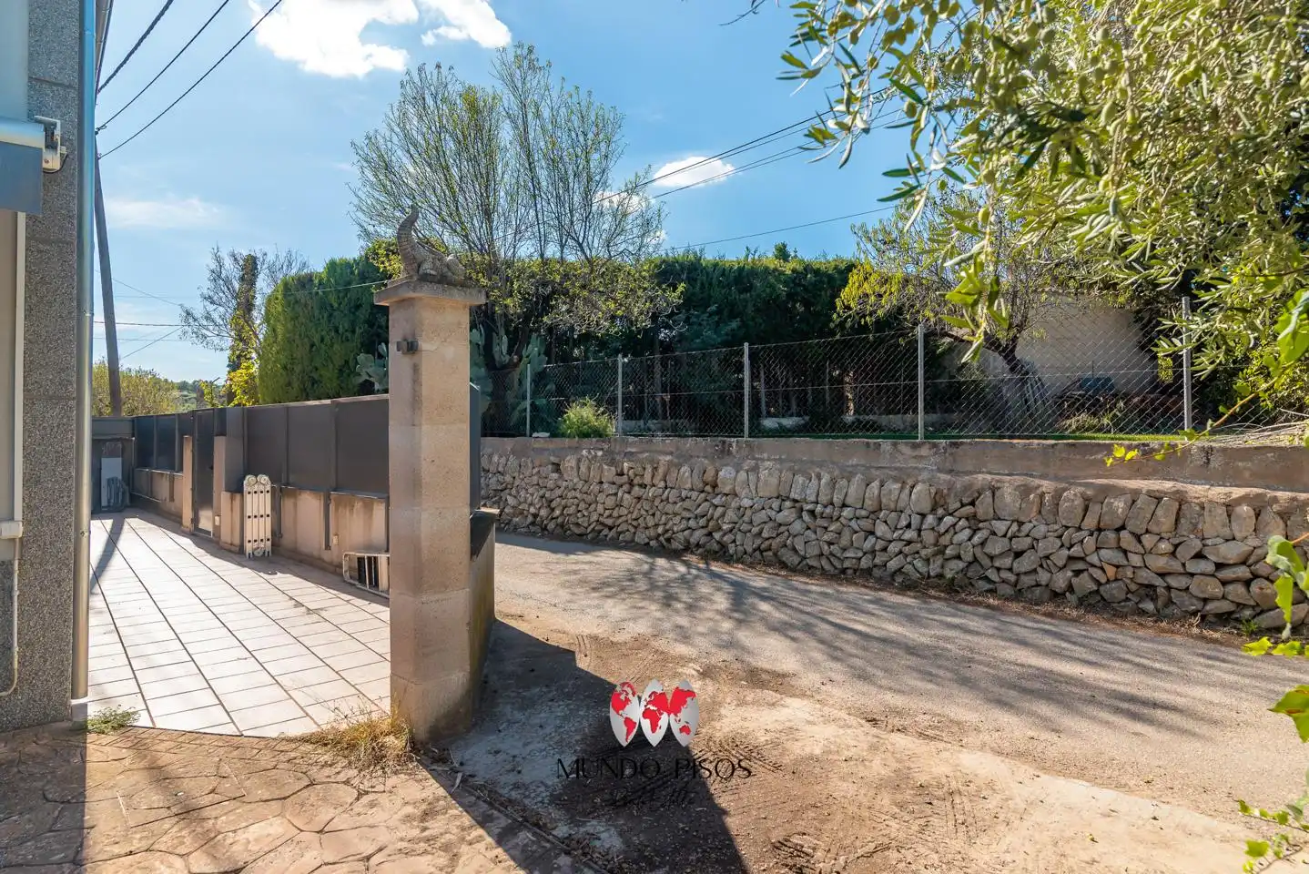 Vista exterior de Casa adosada en venda en  Palma de Mallorca amb Aire condicionat, Calefacció i Parquet