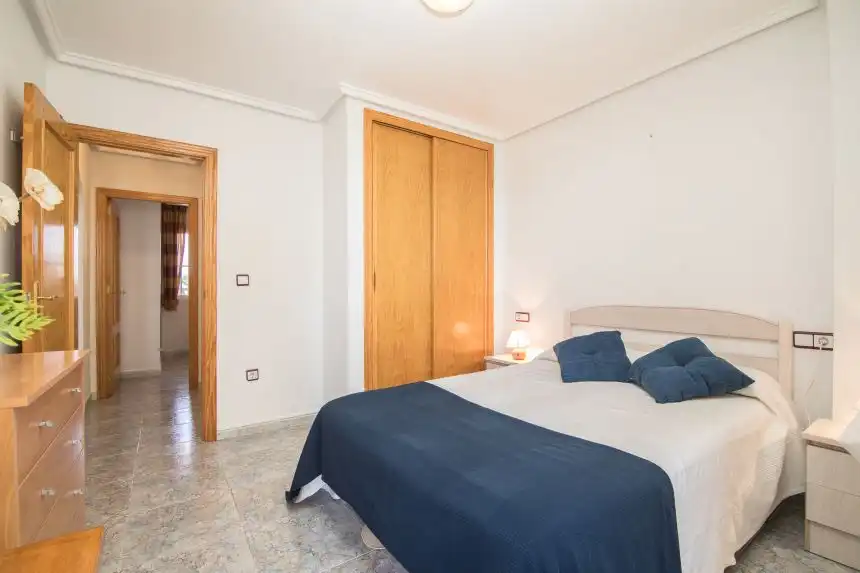 Schlafzimmer von Wohnung zum Verkauf in Elche / Elx mit Klimaanlage, Terrasse und Möbliert