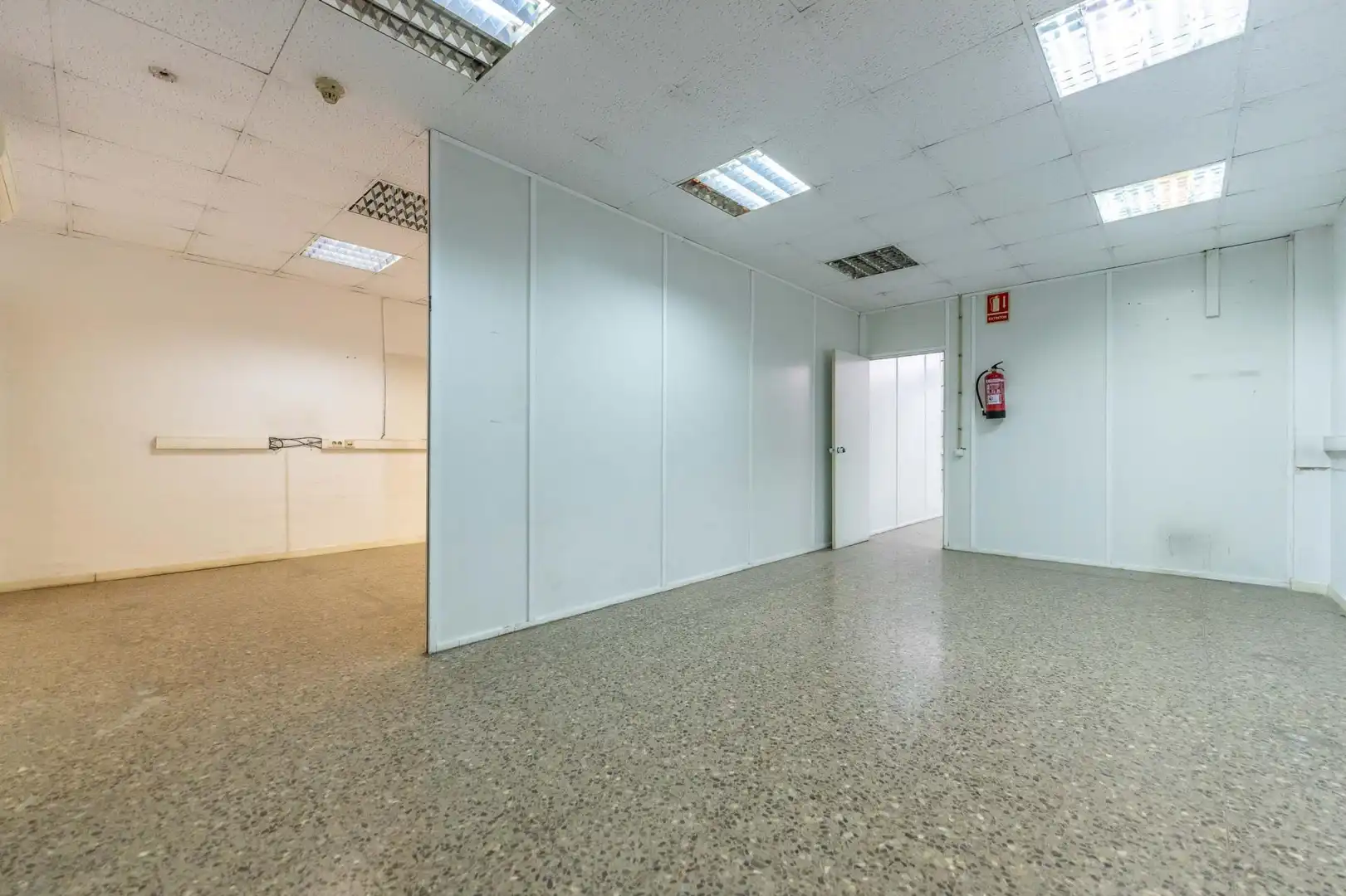 Gewerbefläche zur Miete in CALLE CORREDOR DEL GAS LOCAL 1-2 CASA 17 7 LO, imagen 9