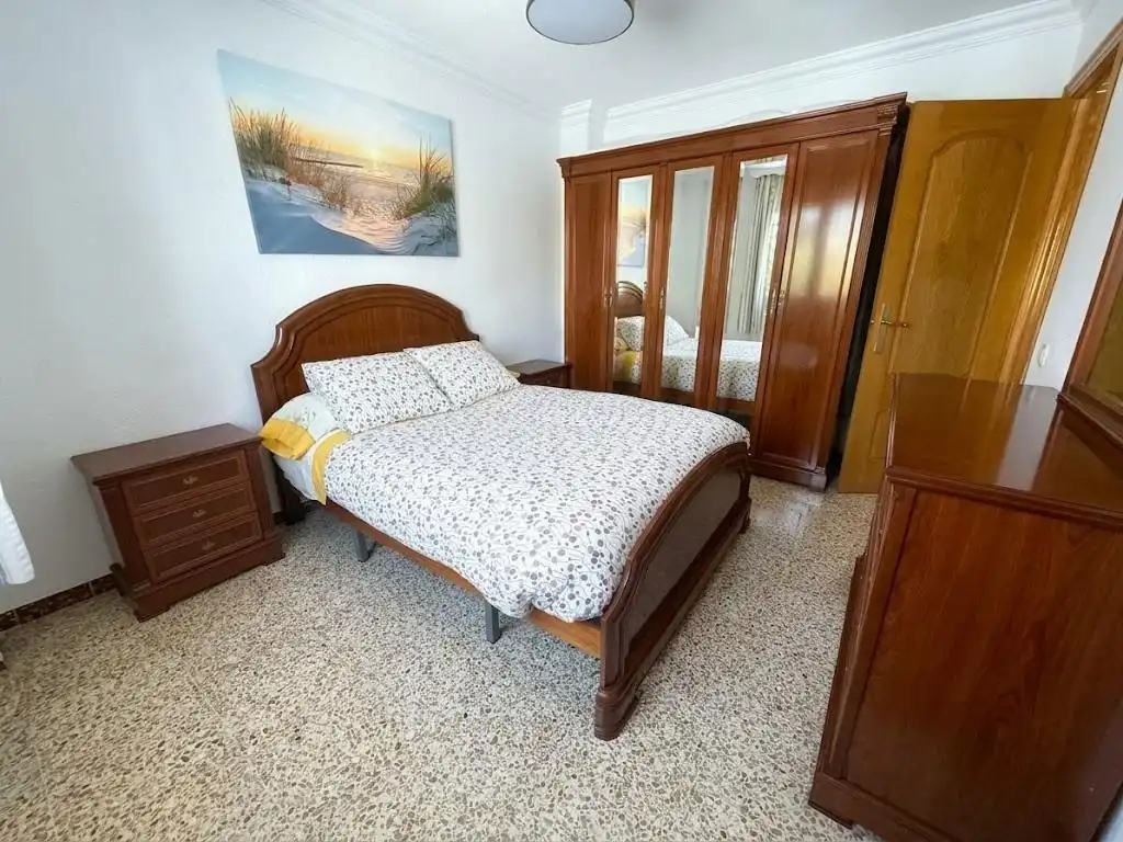 Bedroom of Flat for sale in Málaga  with Air Conditioner, Heating and Terrace