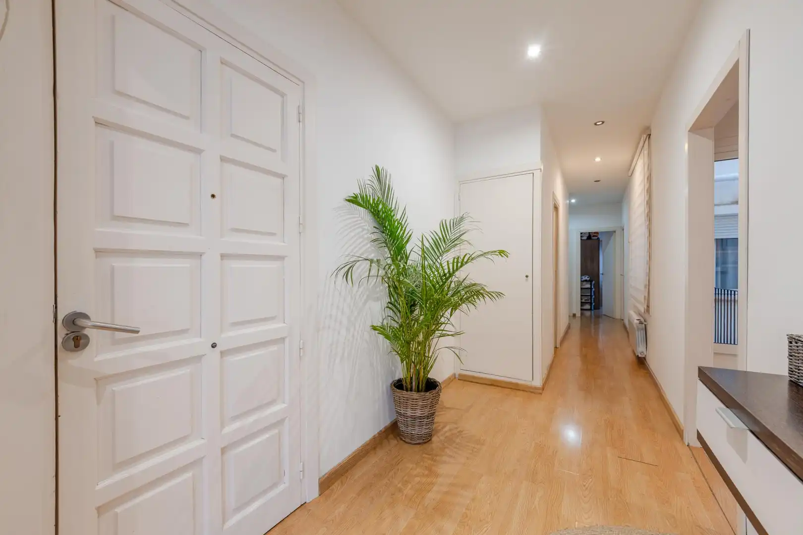 Flat for sale in Girona  with Air Conditioner, Heating and Balcony