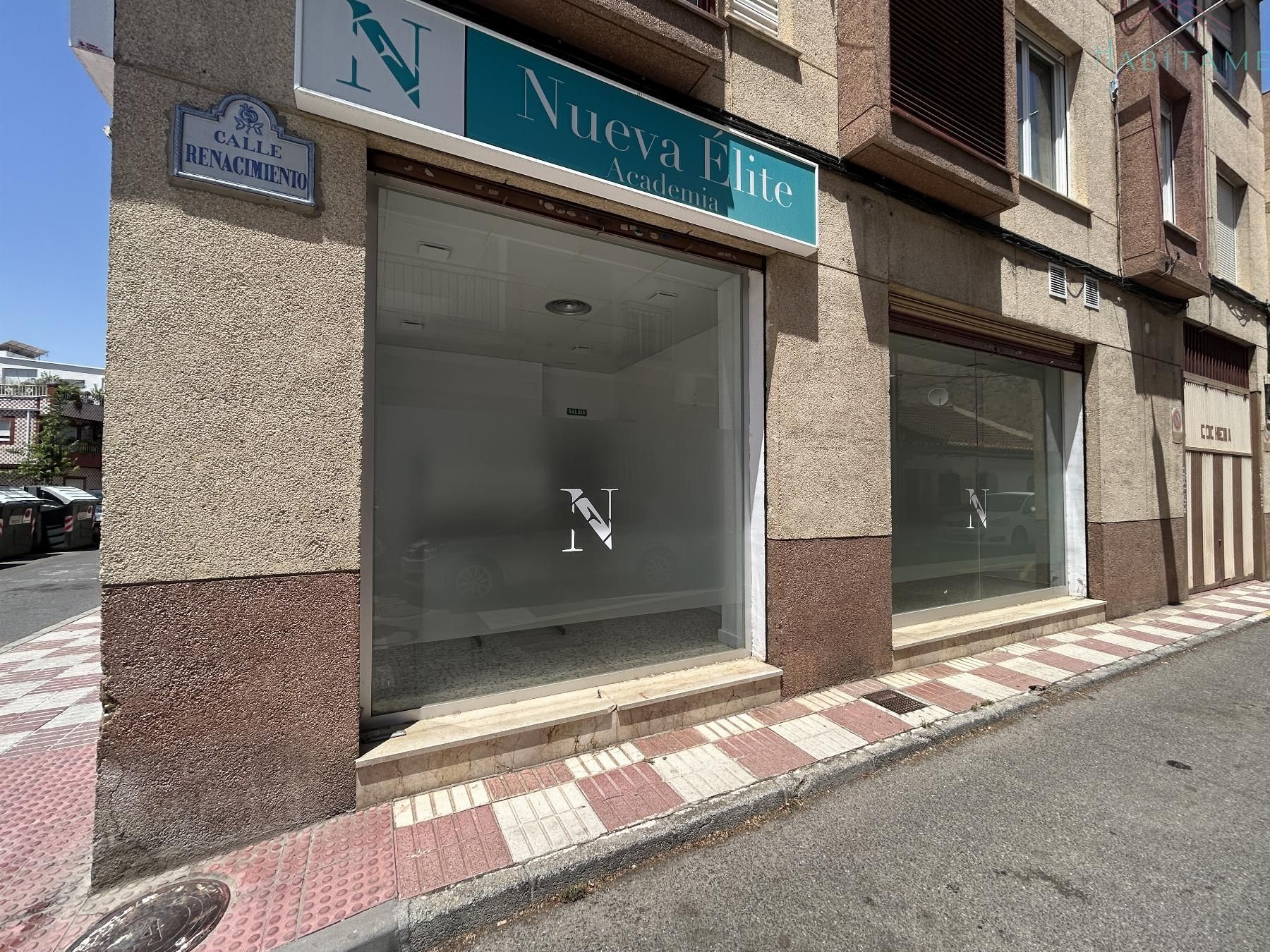 Local en venta en  Granada Capital con Aire acondicionado