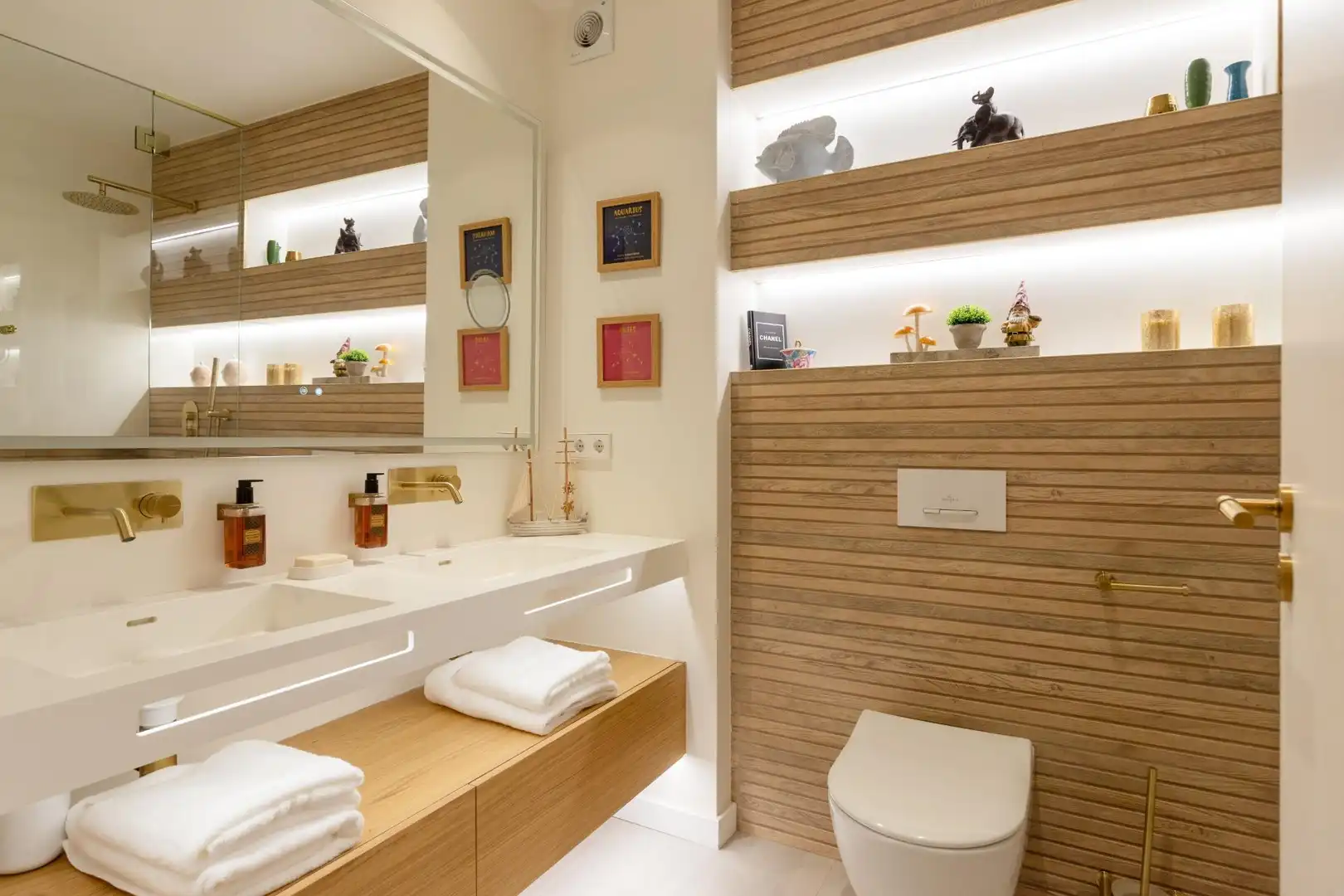 Badezimmer von Dachboden zum Verkauf in Sabadell mit Klimaanlage, Heizung und Parkett