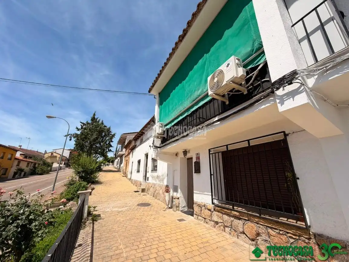 Vista exterior de Casa adosada en venta en Lanzahíta con Aire acondicionado y Calefacción