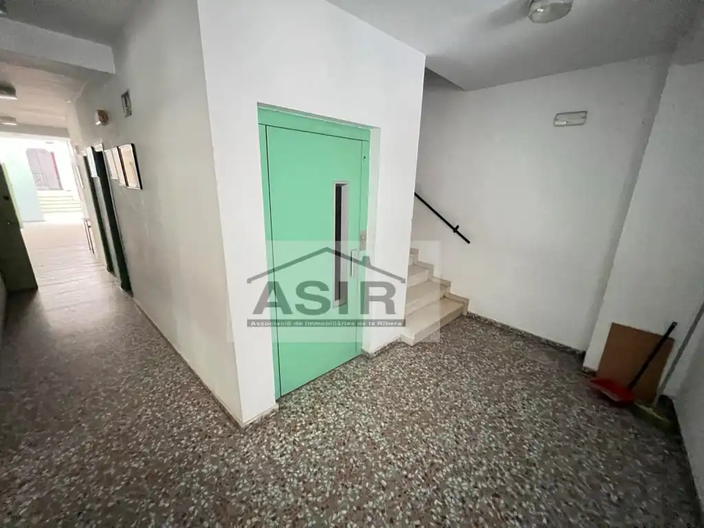 Edificio en venta en Alzira