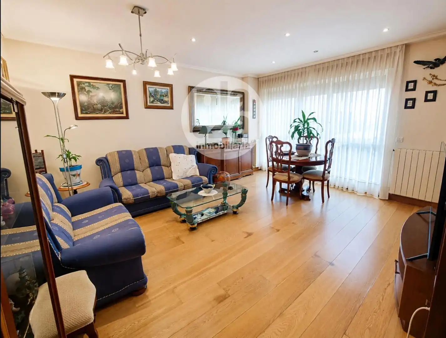 Sala d'estar de Pis en venda en Burgos amb Aire condicionat, Calefacció i Terrassa