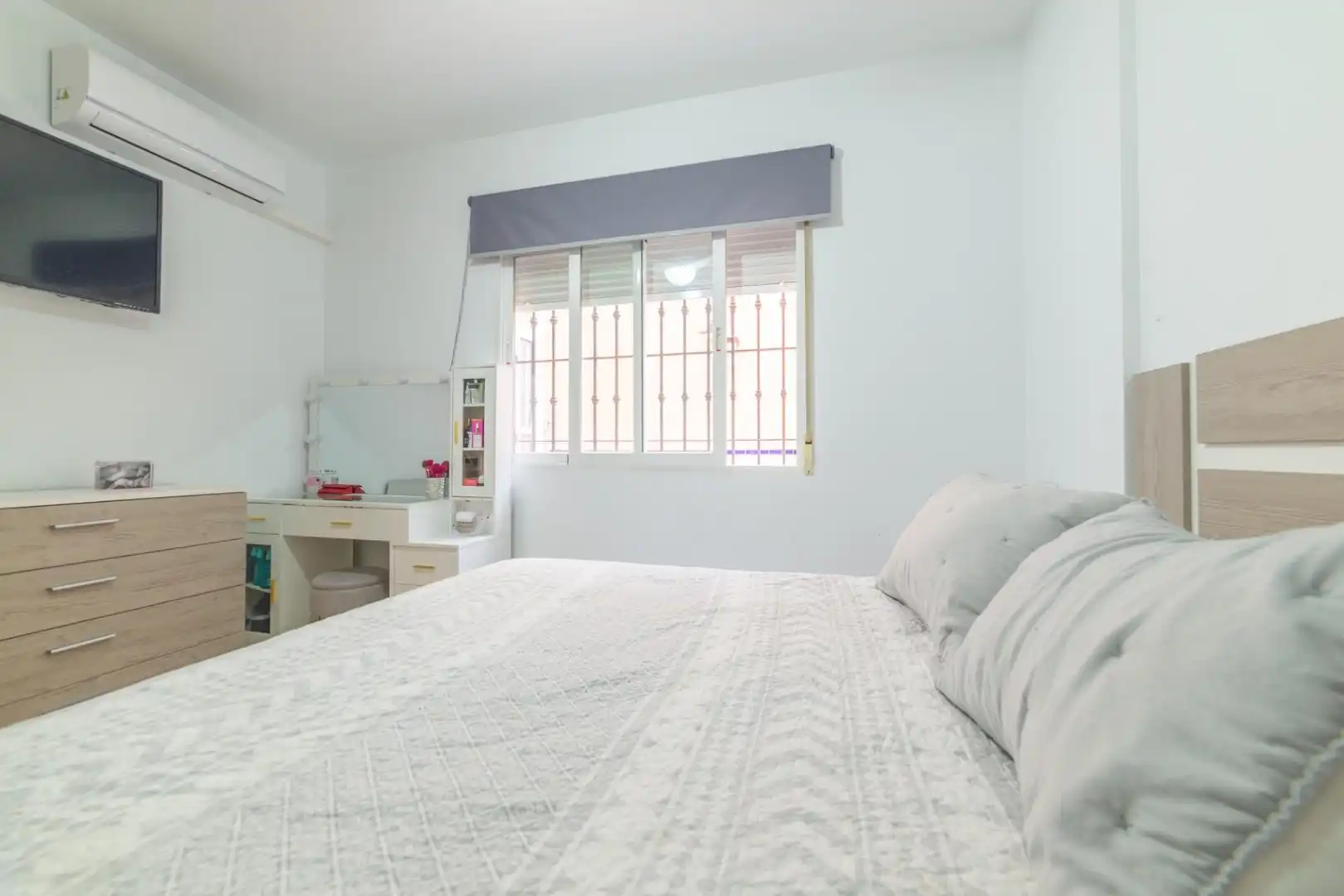 Habitación de Casa adosada en venta en San Pedro del Pinatar con Aire acondicionado, Terraza y Trastero