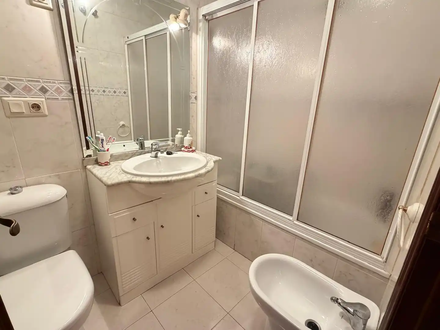 Bathroom of Flat for sale in Antequera  with Terrace, Storage room and Balcony