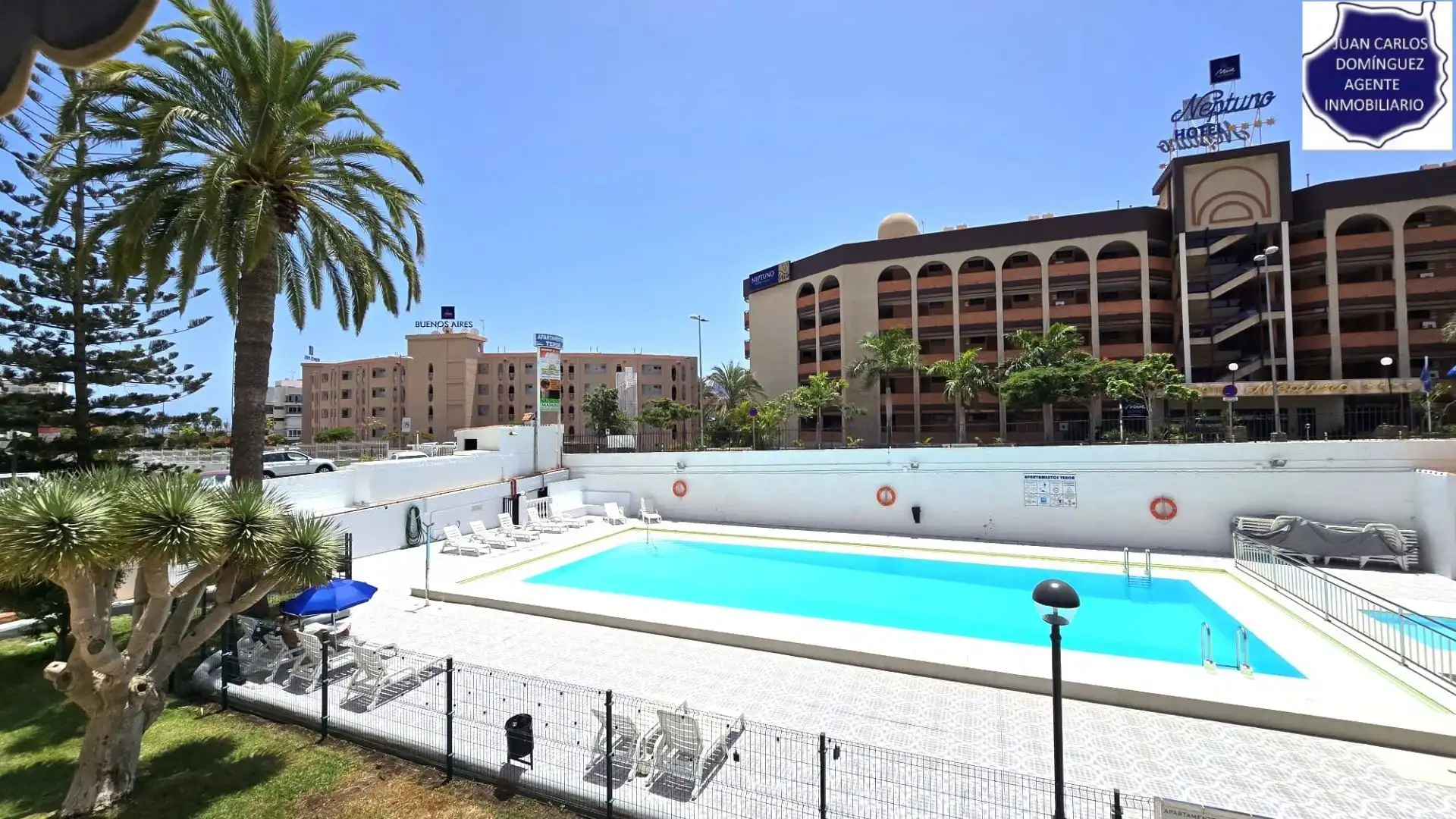 Piscina de Apartament de lloguer en San Bartolomé de Tirajana amb Aire condicionat, Terrassa i Moblat