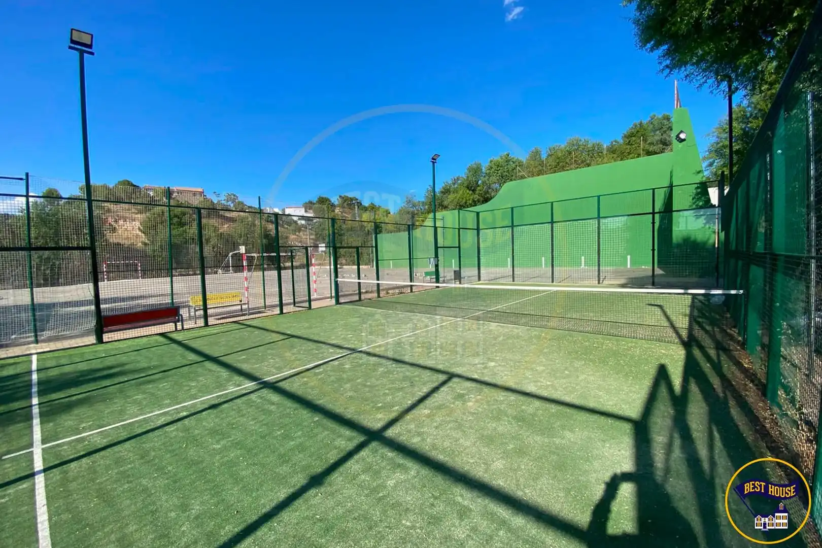 Parkplatz von Country house zum Verkauf in Torrejoncillo del Rey mit Terrasse, Abstellraum und Möbliert