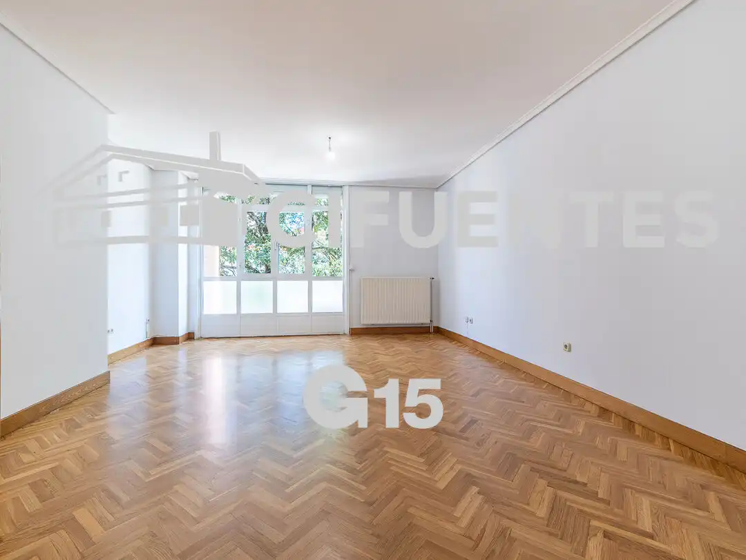 Flat with lift for sale in Txomin Agirre Pasealekua, imagen 5