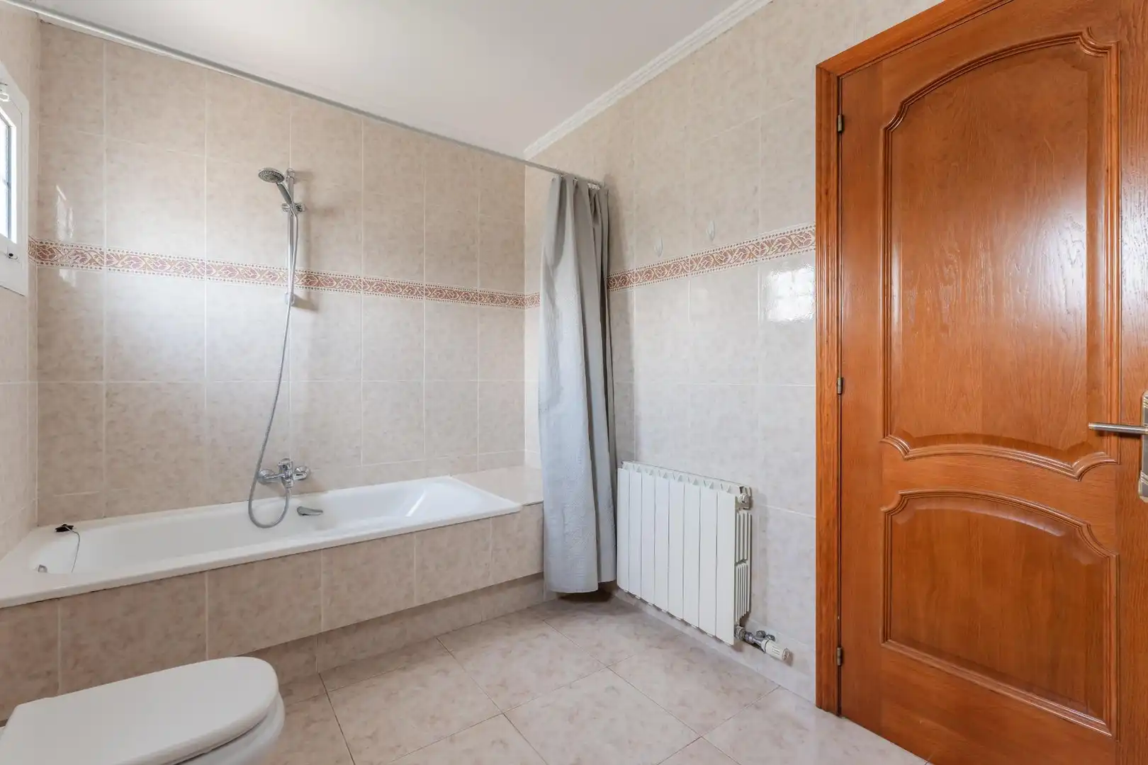 Baño de Casa o chalet en venta en Bigues i Riells del Fai con Calefacción, Jardín privado y Terraza