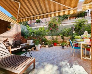 Terrassa de Casa adosada de lloguer en Badalona amb Aire condicionat i Terrassa