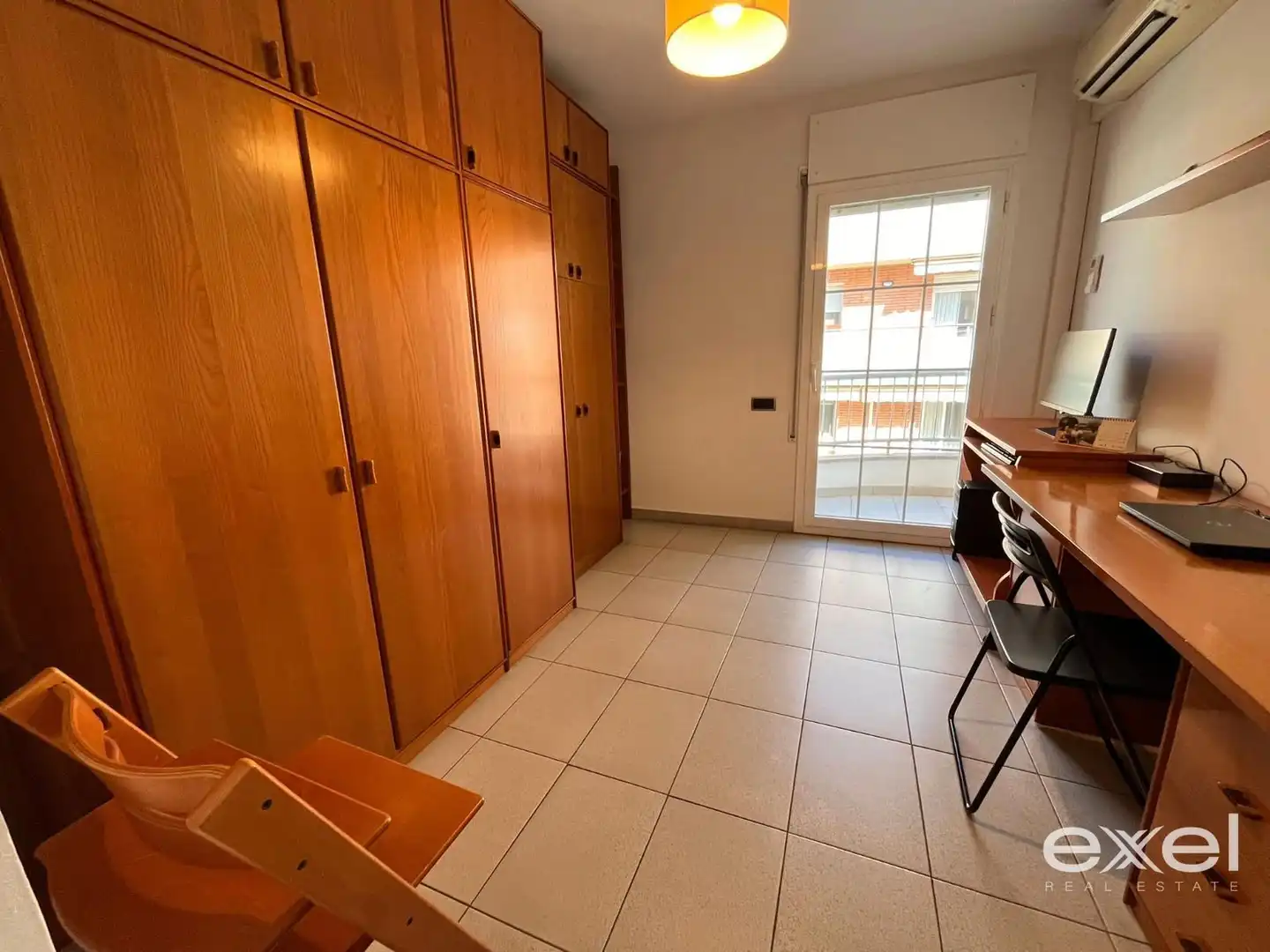 Bedroom of Houses for sale in Sant Joan Despí  with Air Conditioner, Heating and Terrace