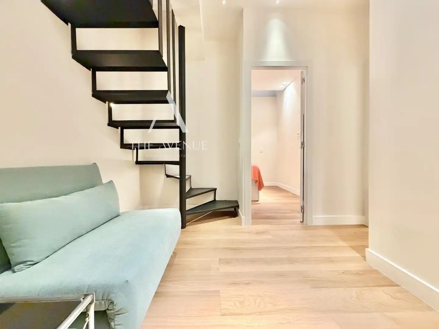 Flat for sale in Madrid  with Air Conditioner, Storage room and Furnished