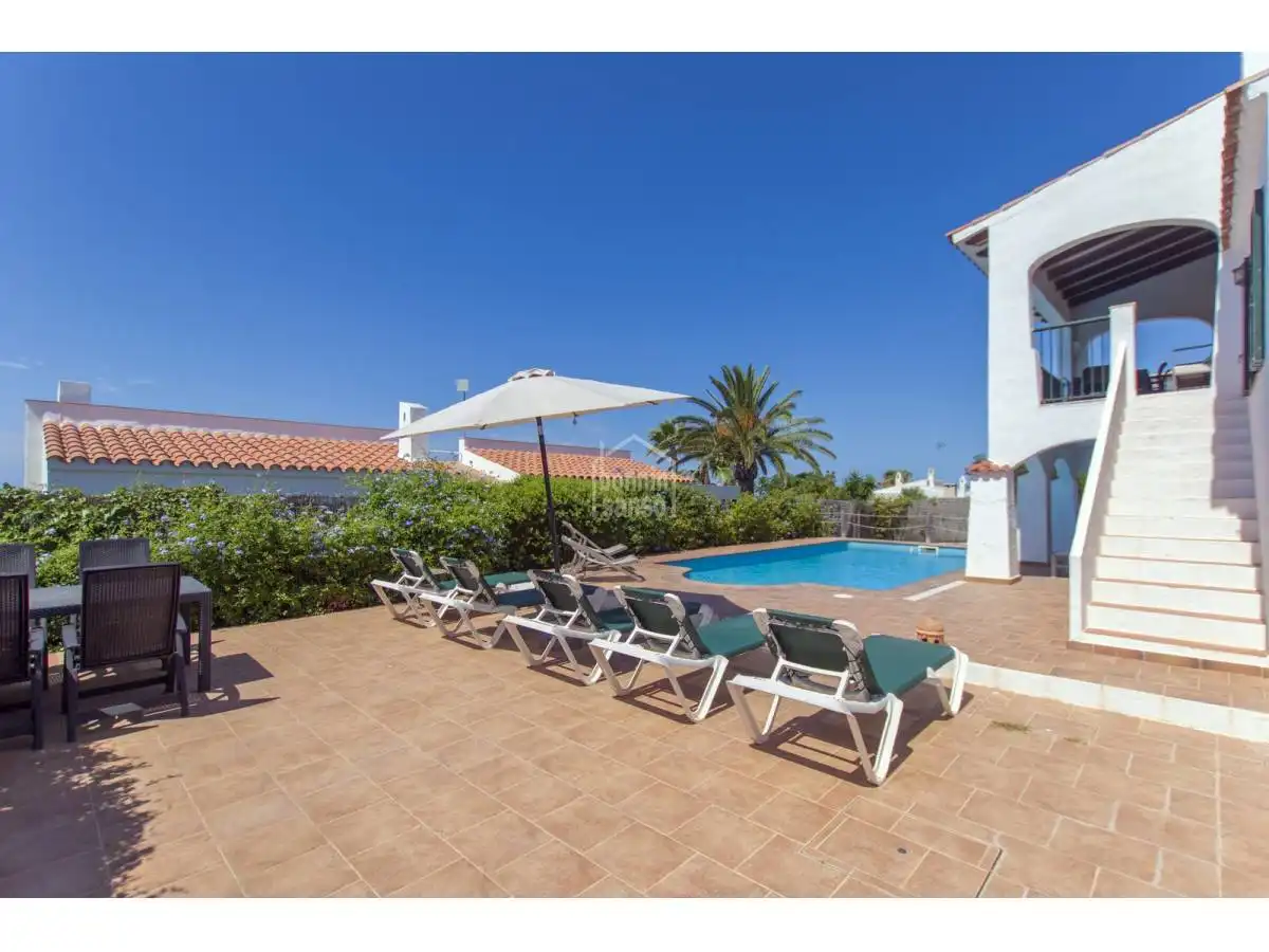 Houses for sale in Binibèquer