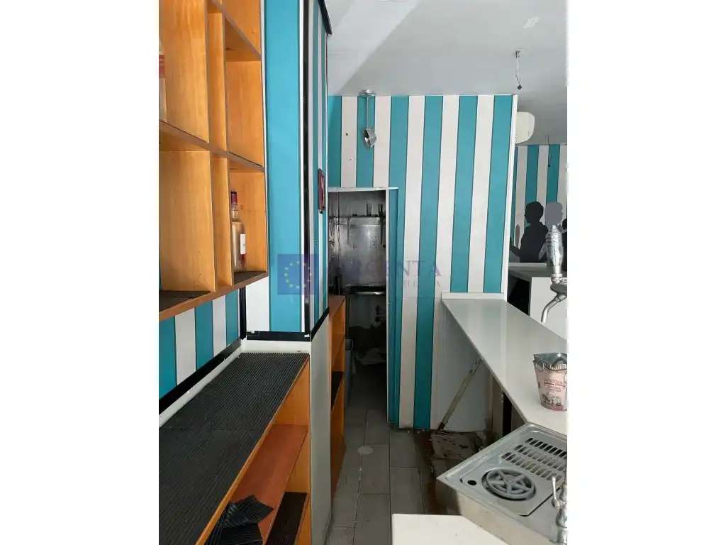 Local comercial en venda a Plaza Bruselas, imagen 3