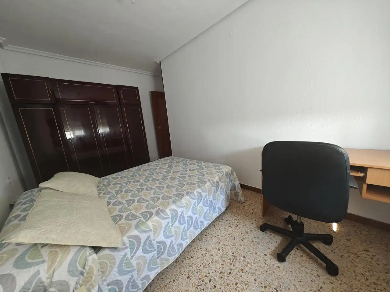 Bedroom of Flat for sale in Plasencia  with Furnished