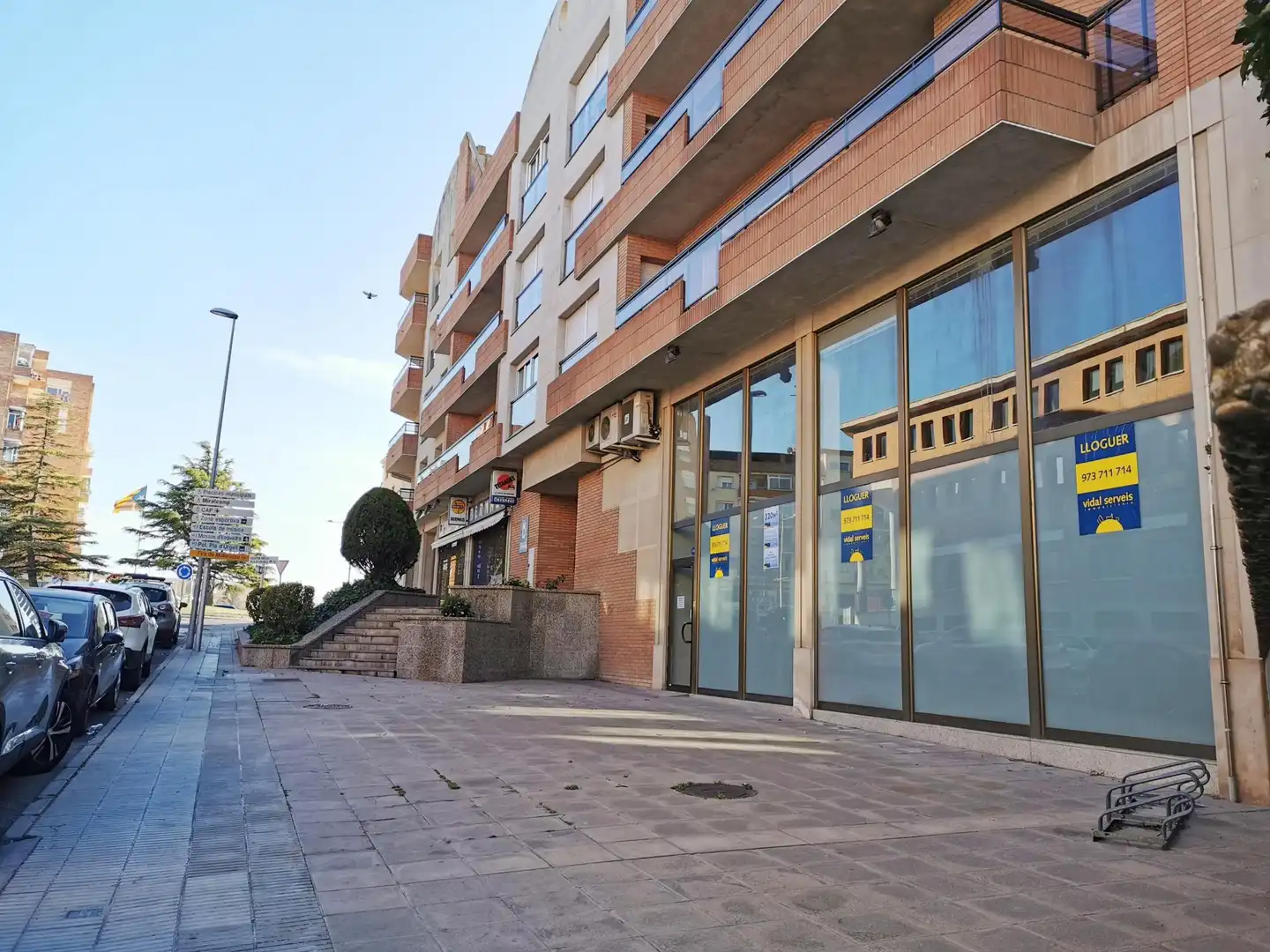 Business premises to rent in de Domènec Cardenal 54, imagen 2