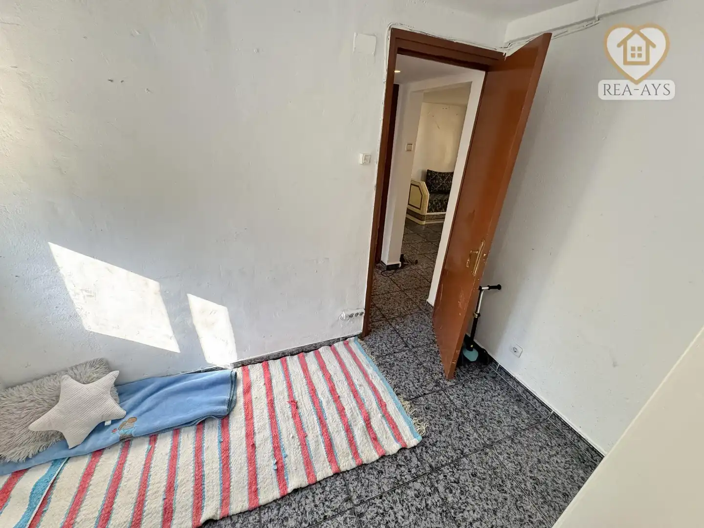 Flat for sale in Terrassa  with Furnished, Oven and Washing machine