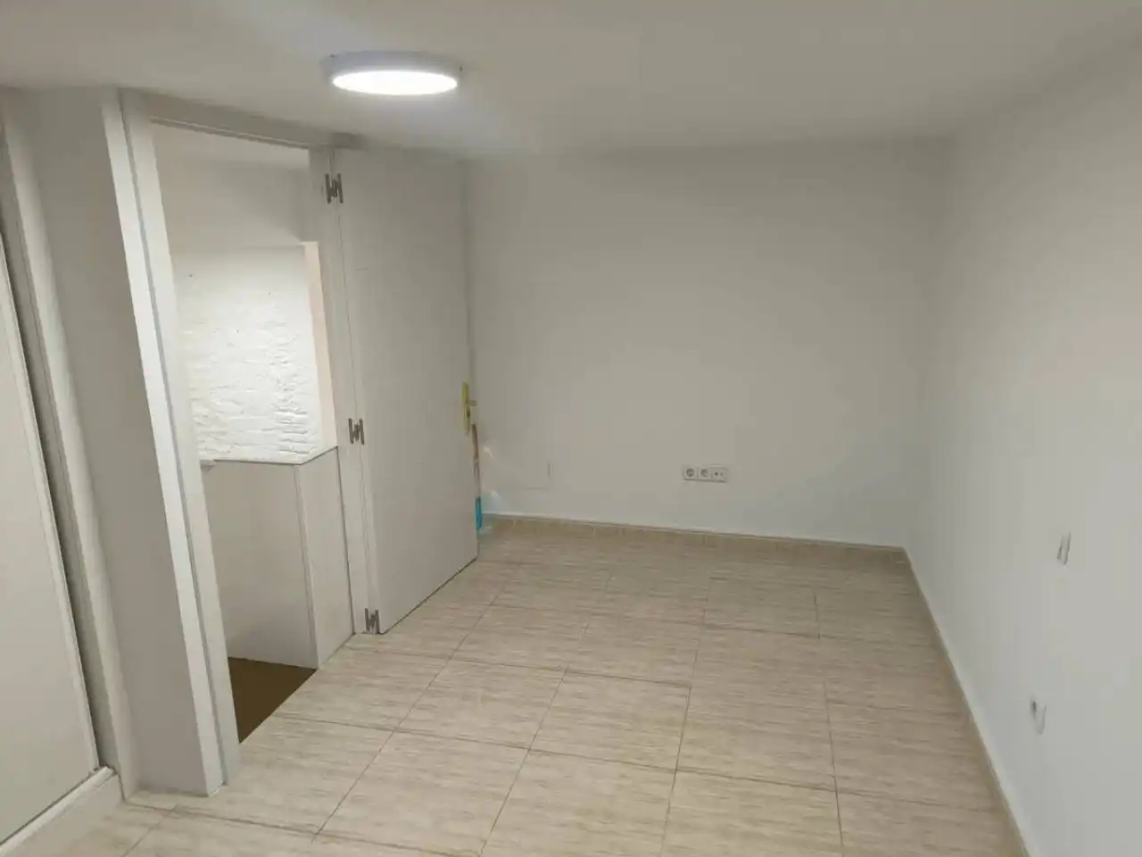 Maisonette zum Verkauf in Barcelona mit Parkett
