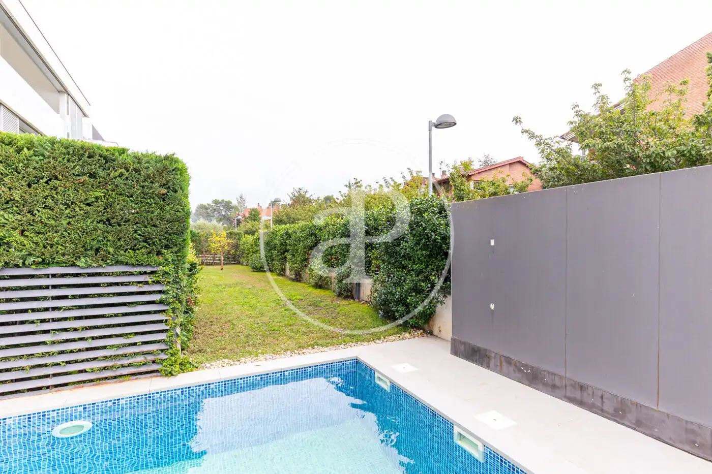 Swimming pool of Flat for sale in Sant Cugat del Vallès  with Air Conditioner, Heating and Private garden