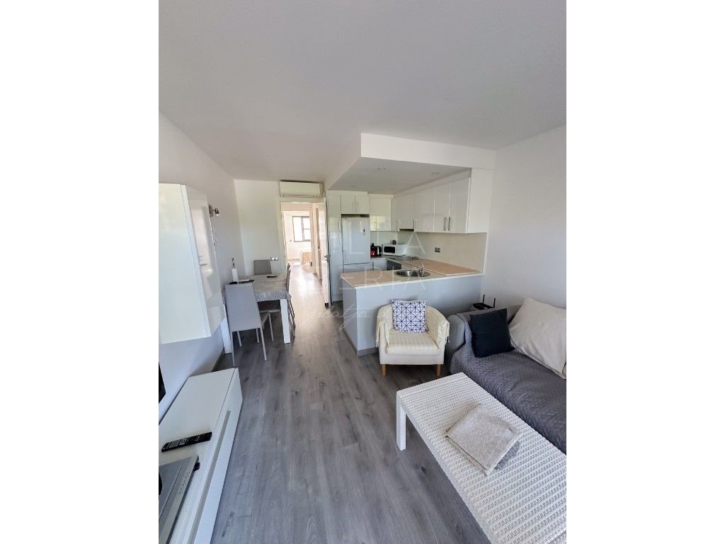 Sala d'estar de Apartament en venda en Castell-Platja d'Aro amb Aire condicionat, Terrassa i Balcó