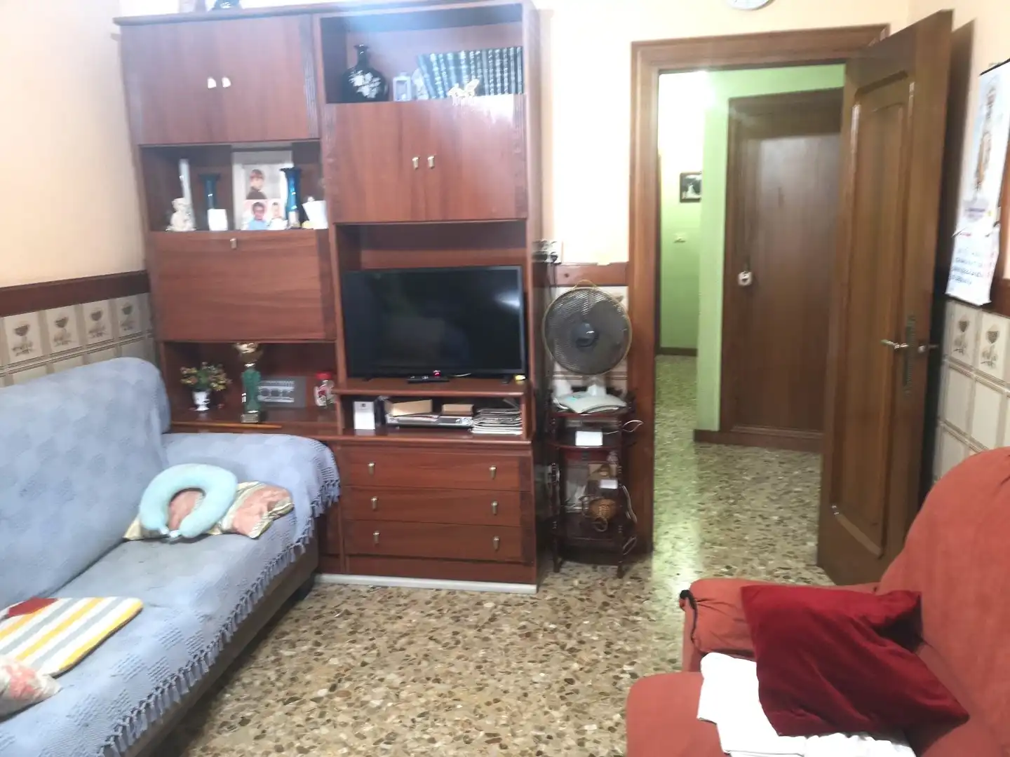 Sala d'estar de Casa adosada en venda en Alzira amb Terrassa, Traster i Moblat