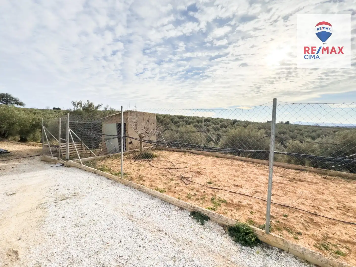 Casa o xalet en venda en Pozo Alcón amb Aire condicionat, Calefacció i Jardí privat