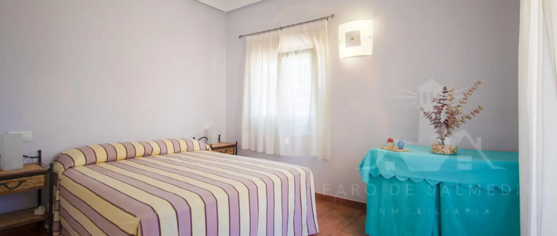 Habitación de Casa adosada en venta en Rota con Aire acondicionado, Terraza y Piscina comunitaria