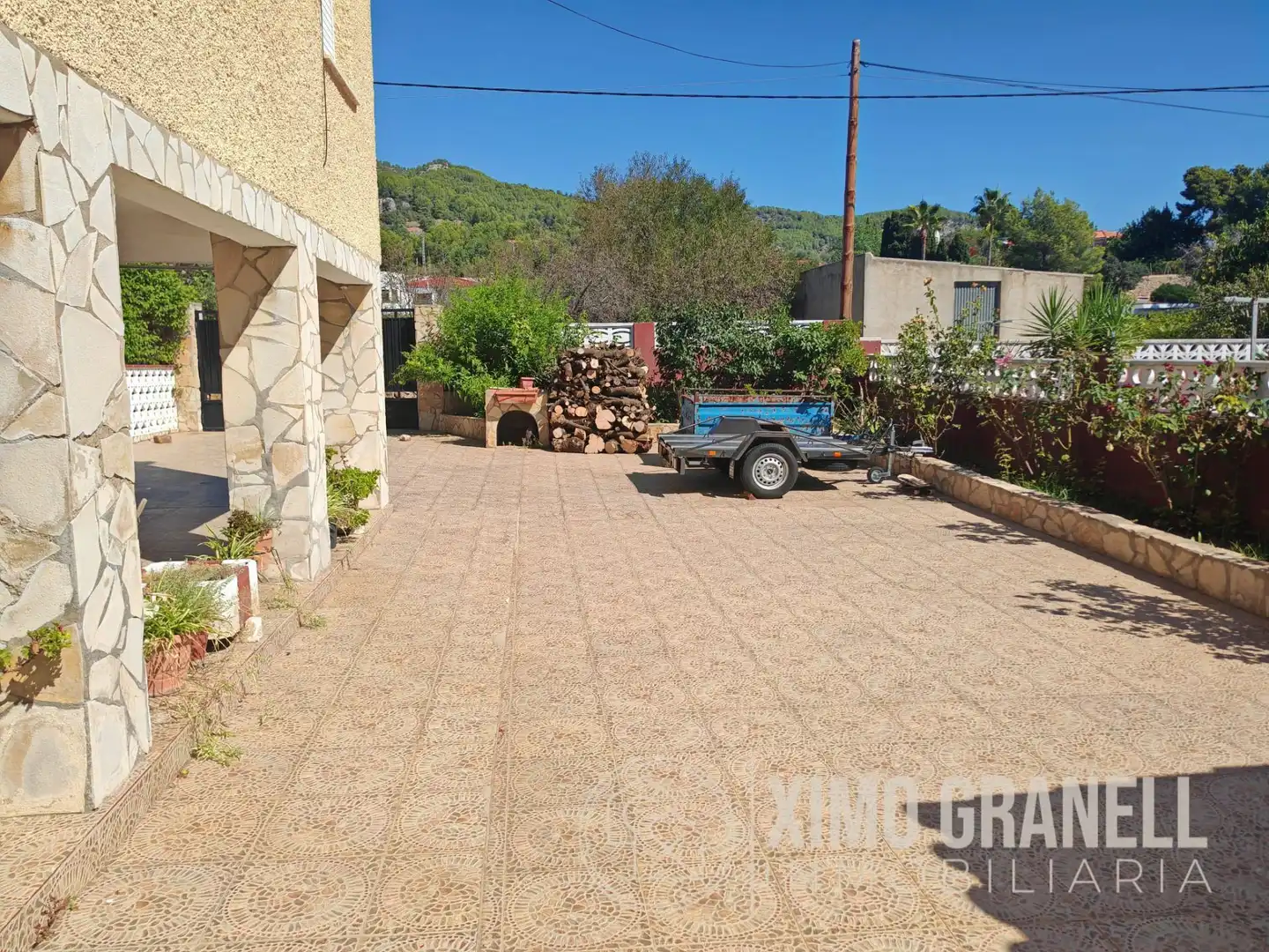 Außenansicht von Country house zum Verkauf in Borriol mit Terrasse, Abstellraum und Schwimmbad
